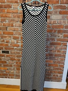 Sleeveless 100% Cotton  Black & White Chevron Maxi Dress